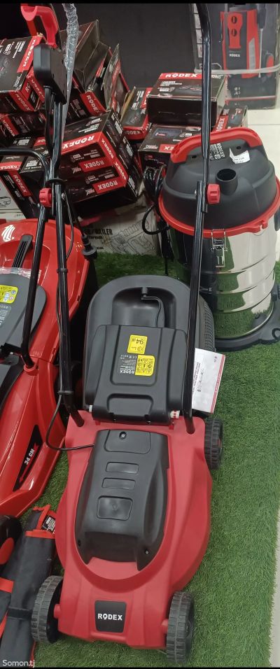 Газонокосилка 1000wt