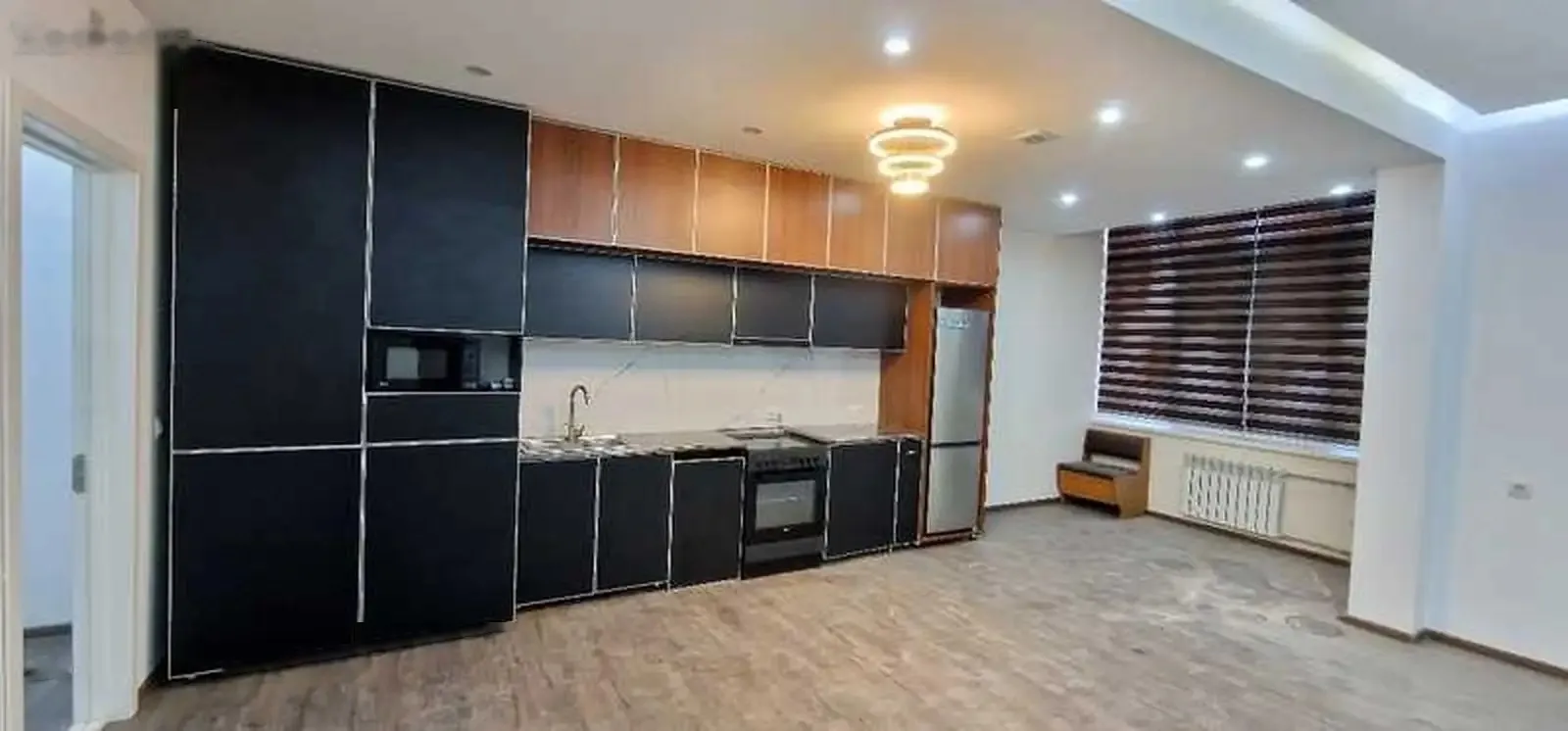 3-комн. квартира, 12 этаж, 120м², пеши ресторани Шахриер