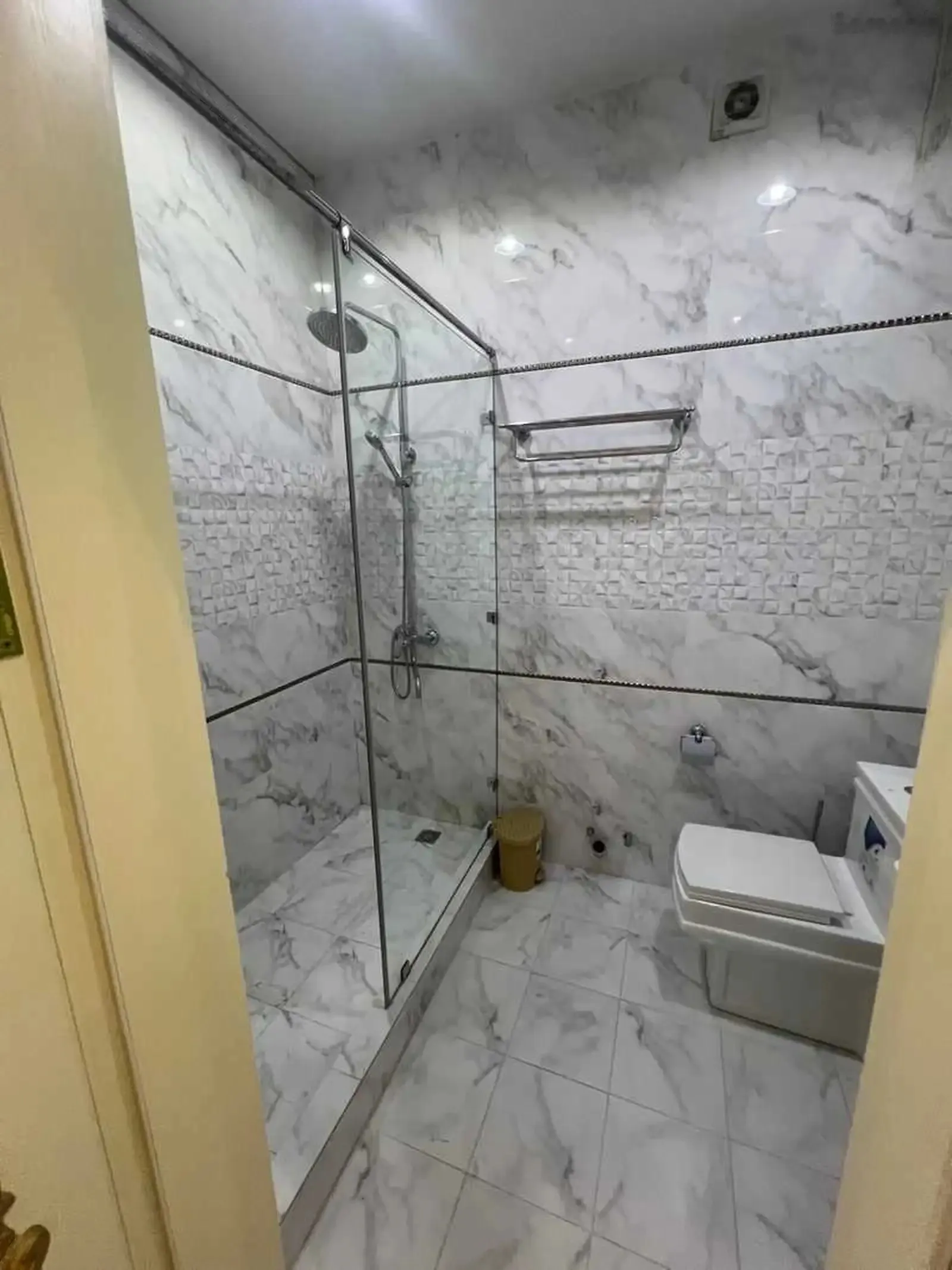 3-комн. квартира, 6 этаж, 120м², Повороти Аэропорт
