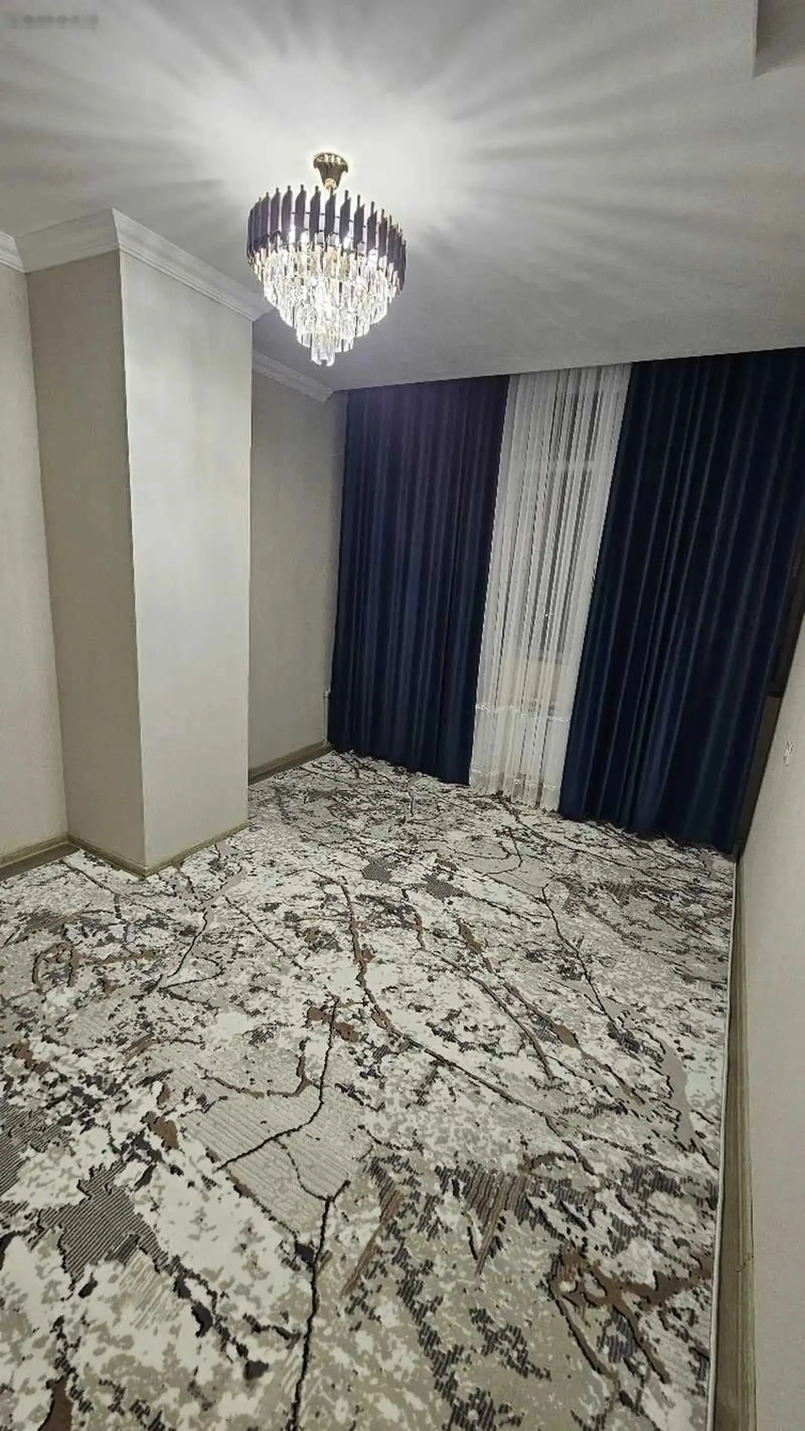 2-комн. квартира, 13 этаж, 52м², 102мкр