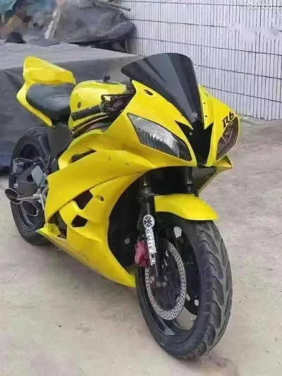 Мотоцикл Yamaha R