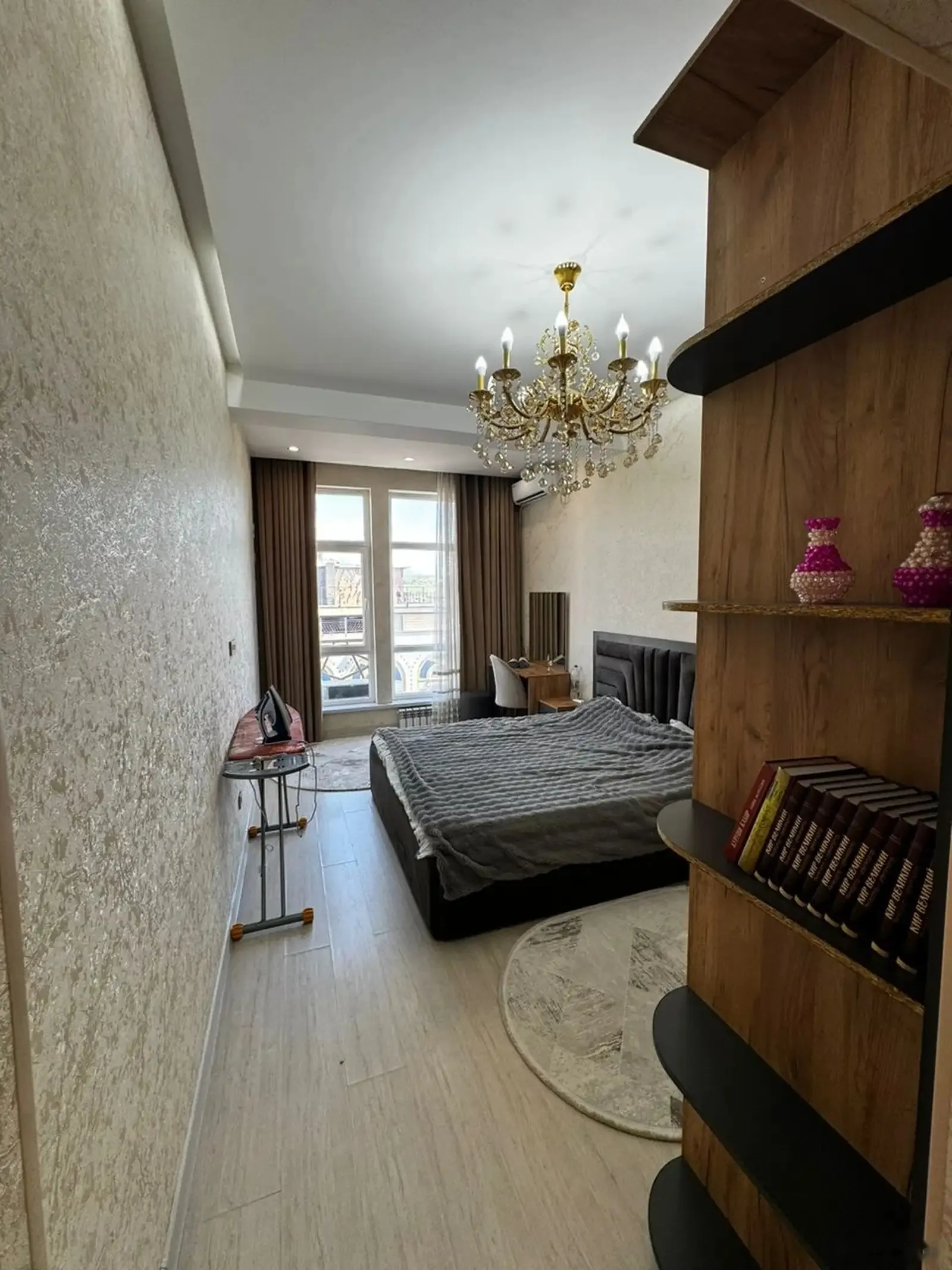 2-комн. квартира, 15 этаж, 90м², овир