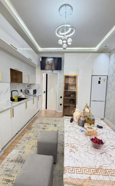 3-комн. квартира, 13 этаж, 133 м², Исмоили Сомони Мехргон
