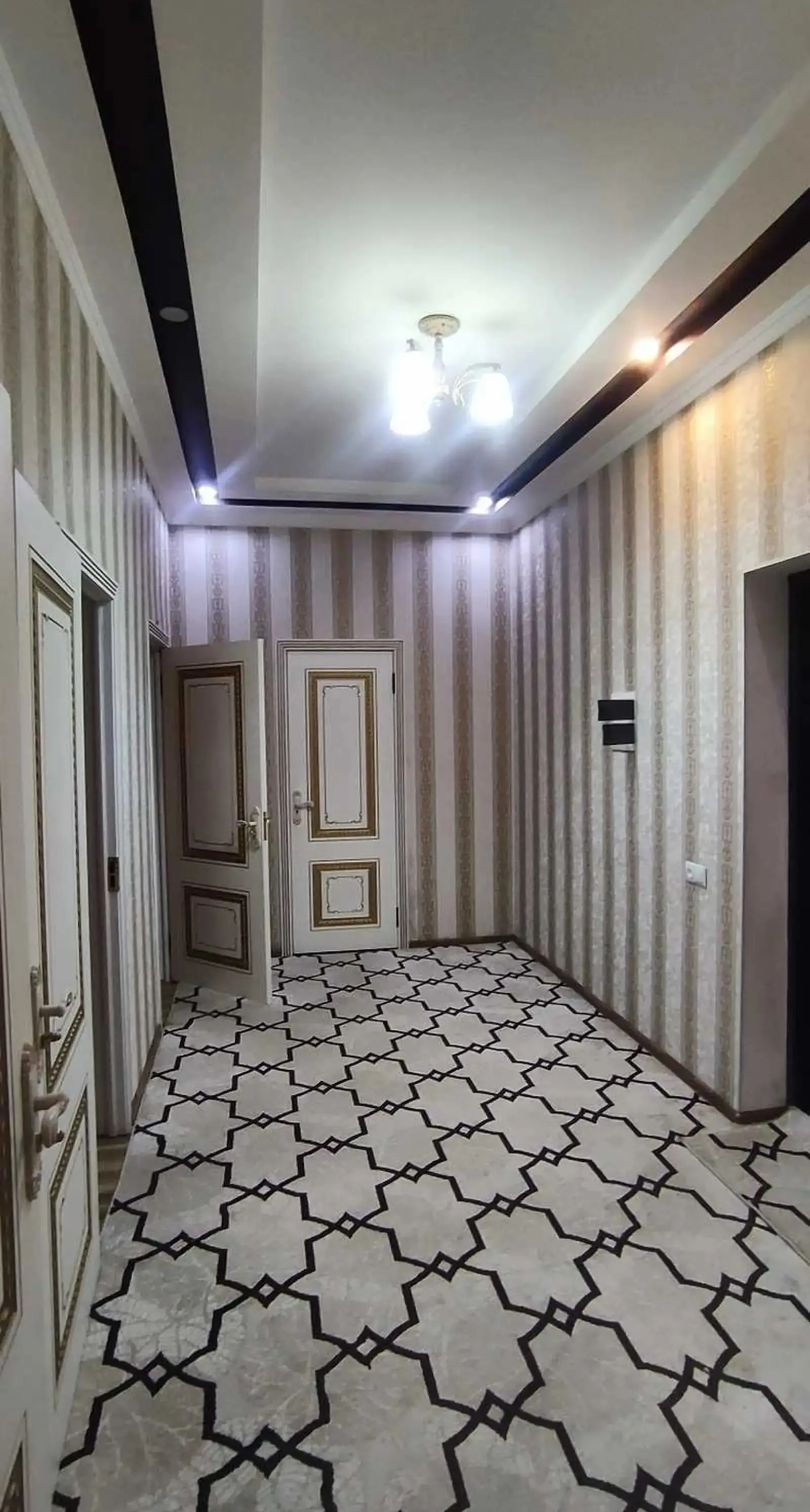 2-комн. квартира, 14 этаж, 94м², Сафина