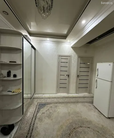 3-комн. квартира, 7 этаж, 104 м², Шохмансур Хитои Бозор