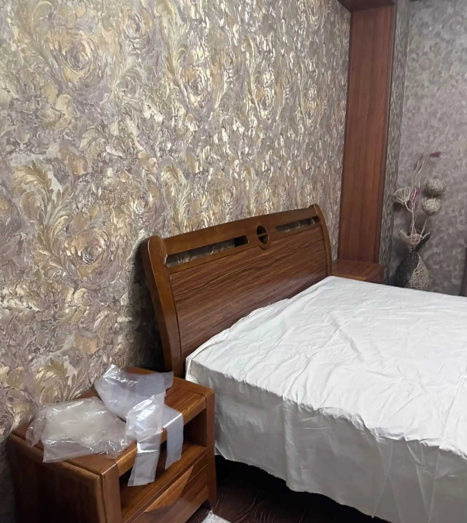 3-комн. квартира, 5 этаж, 95м², Сомони ру баруи Пединститут назди боги Истиклол
