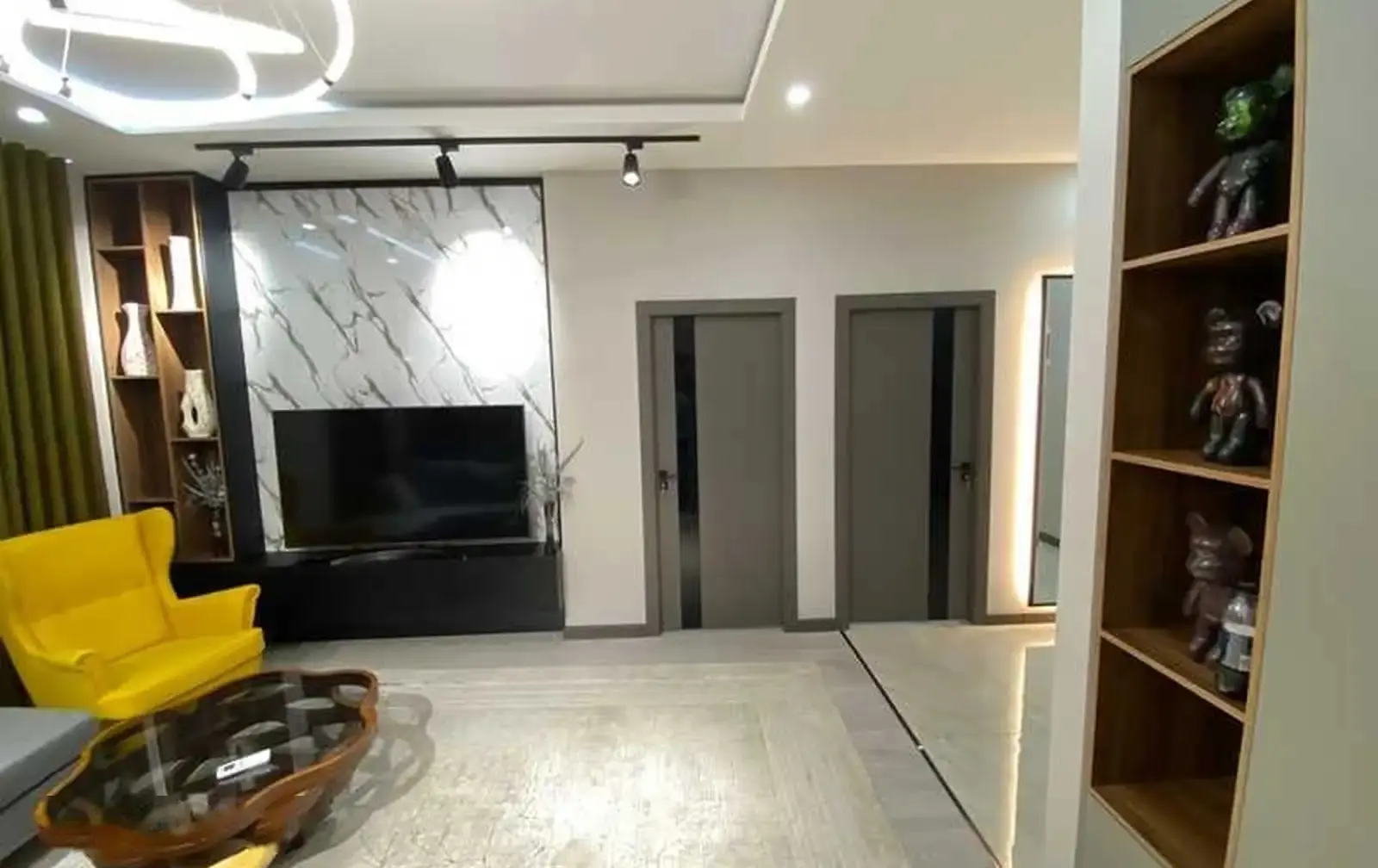 3-комн. квартира, 16 этаж, 76м², Шохмансур