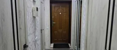 3-комн. квартира, 1 этаж, 70 м², 82 мкр
