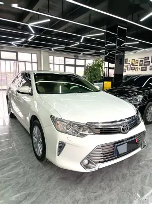 Toyota Camry, 2015