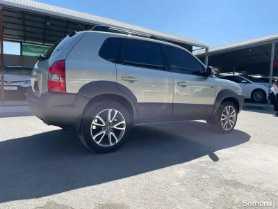 Окно от Hyundai Tucson