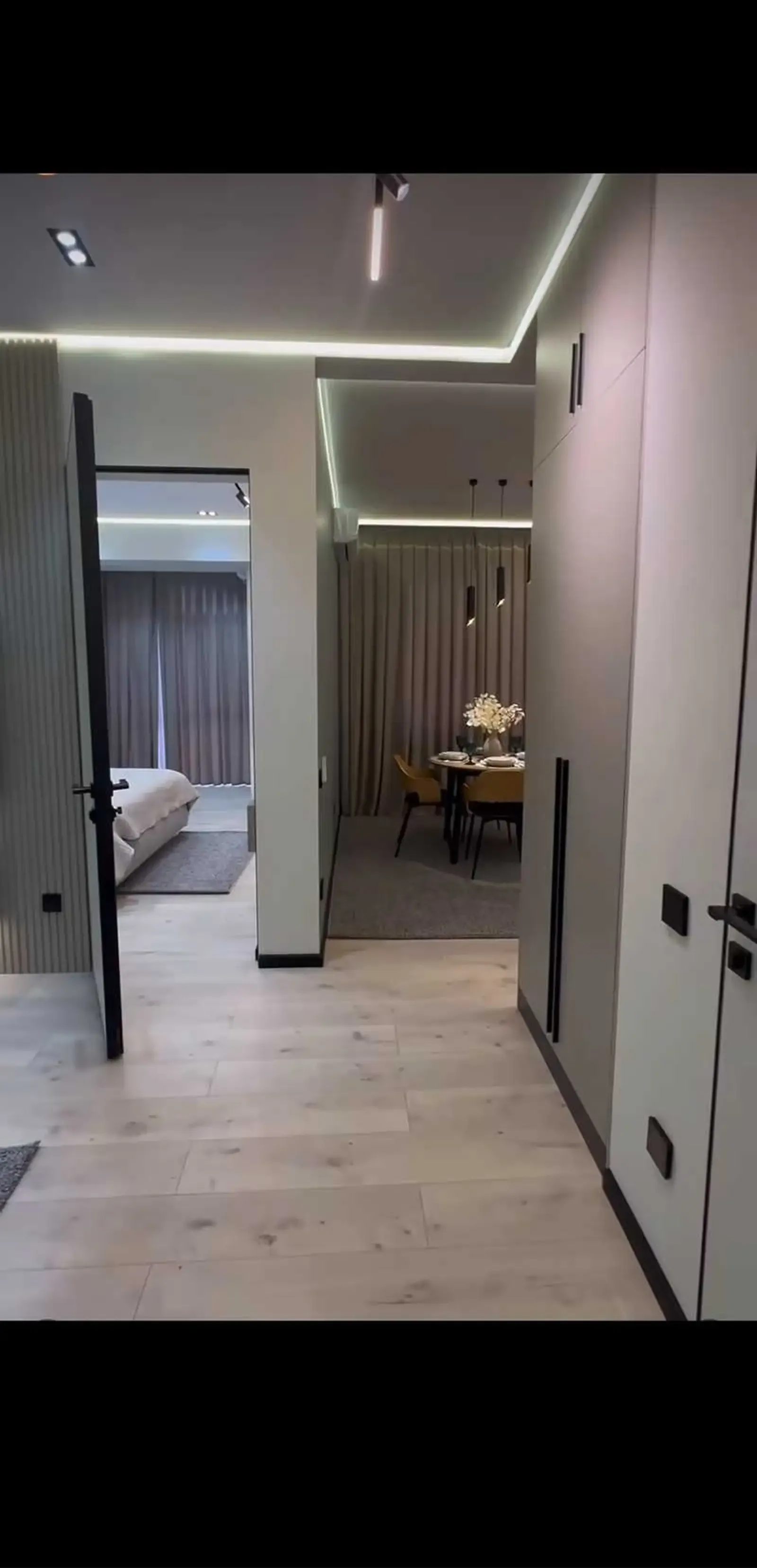 2-комн. квартира, 18 этаж, 52м², Гранд Отель