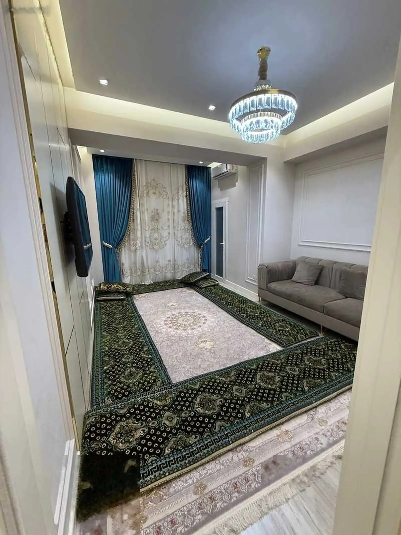 3-комн. квартира, 9 этаж, 97м², н.Шохмансур кучаи Садриддин Айни