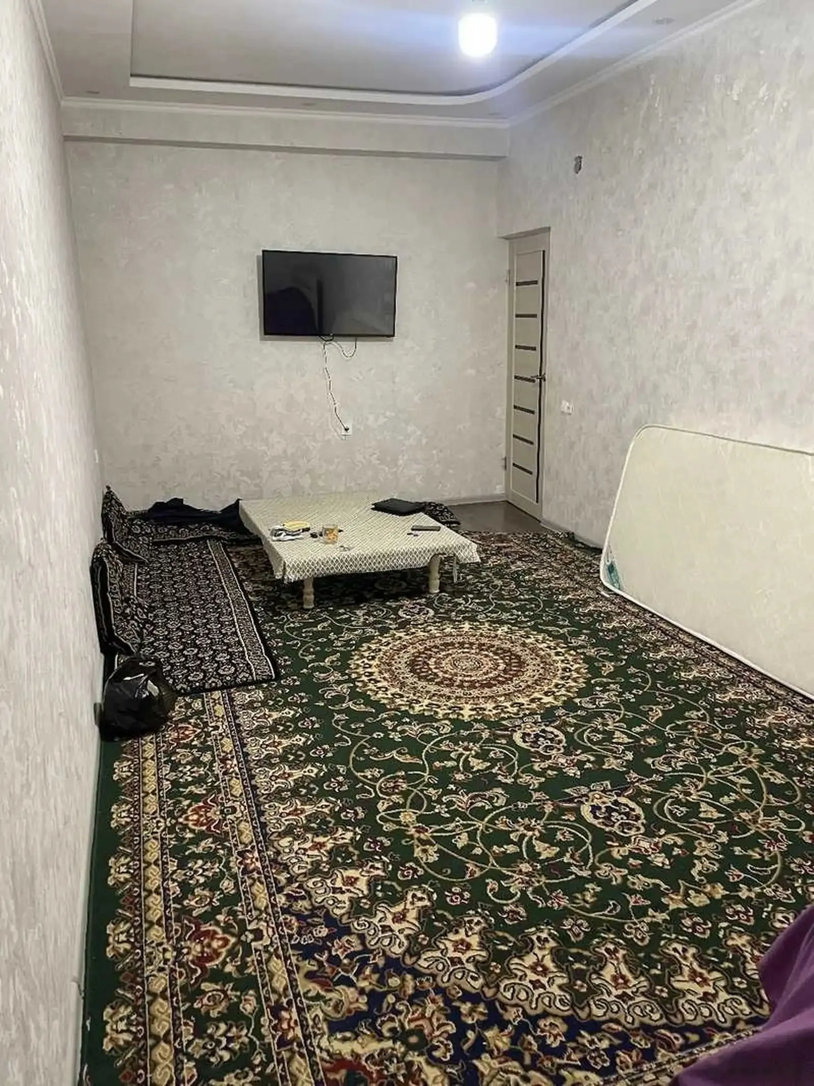 2-комн. квартира, 2 этаж, 70м², хитой бозор