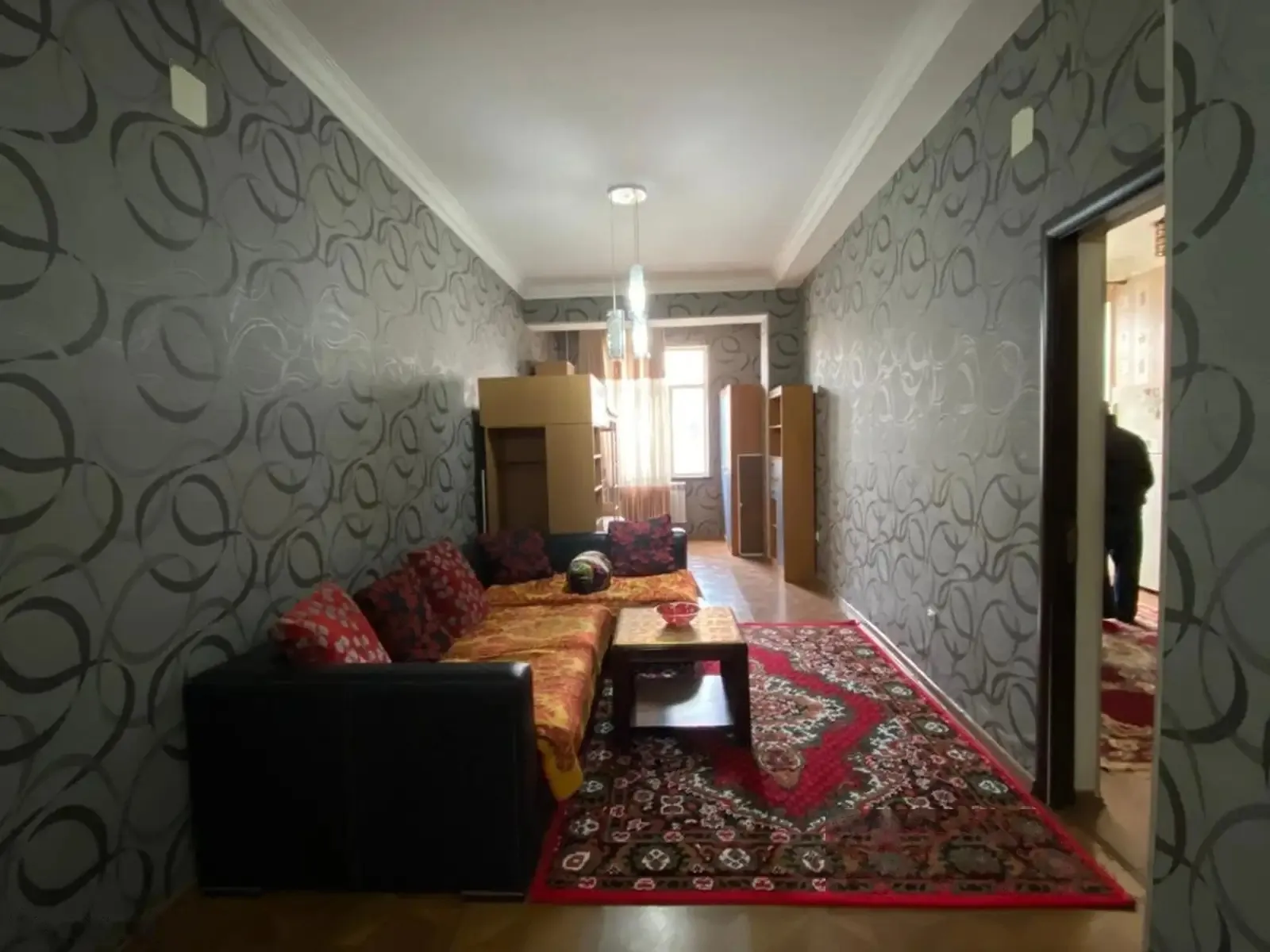 1-комн. квартира, 3 этаж, 67 м², мости 103мкр