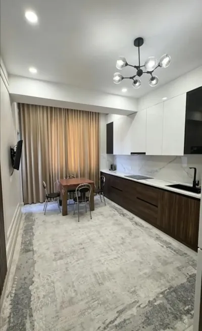 3-комн. квартира, 17 этаж, 130м², Шохмансур доми Бустон сити
