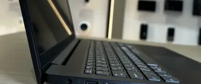 Ноутбук Lenovo intel celeron 4/SSD 256GB