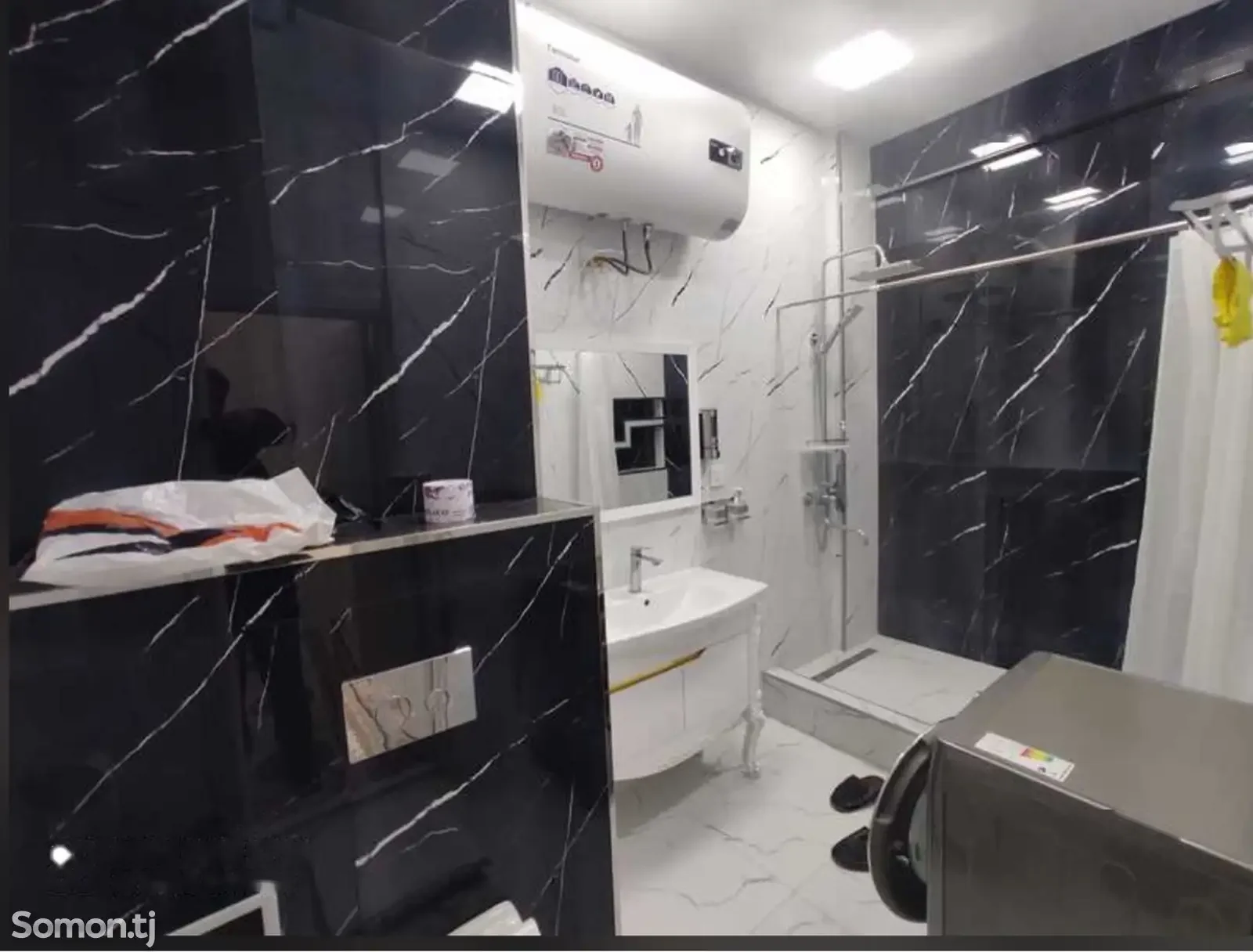 2-комн. квартира, 3 этаж, 72м², Голубой экран