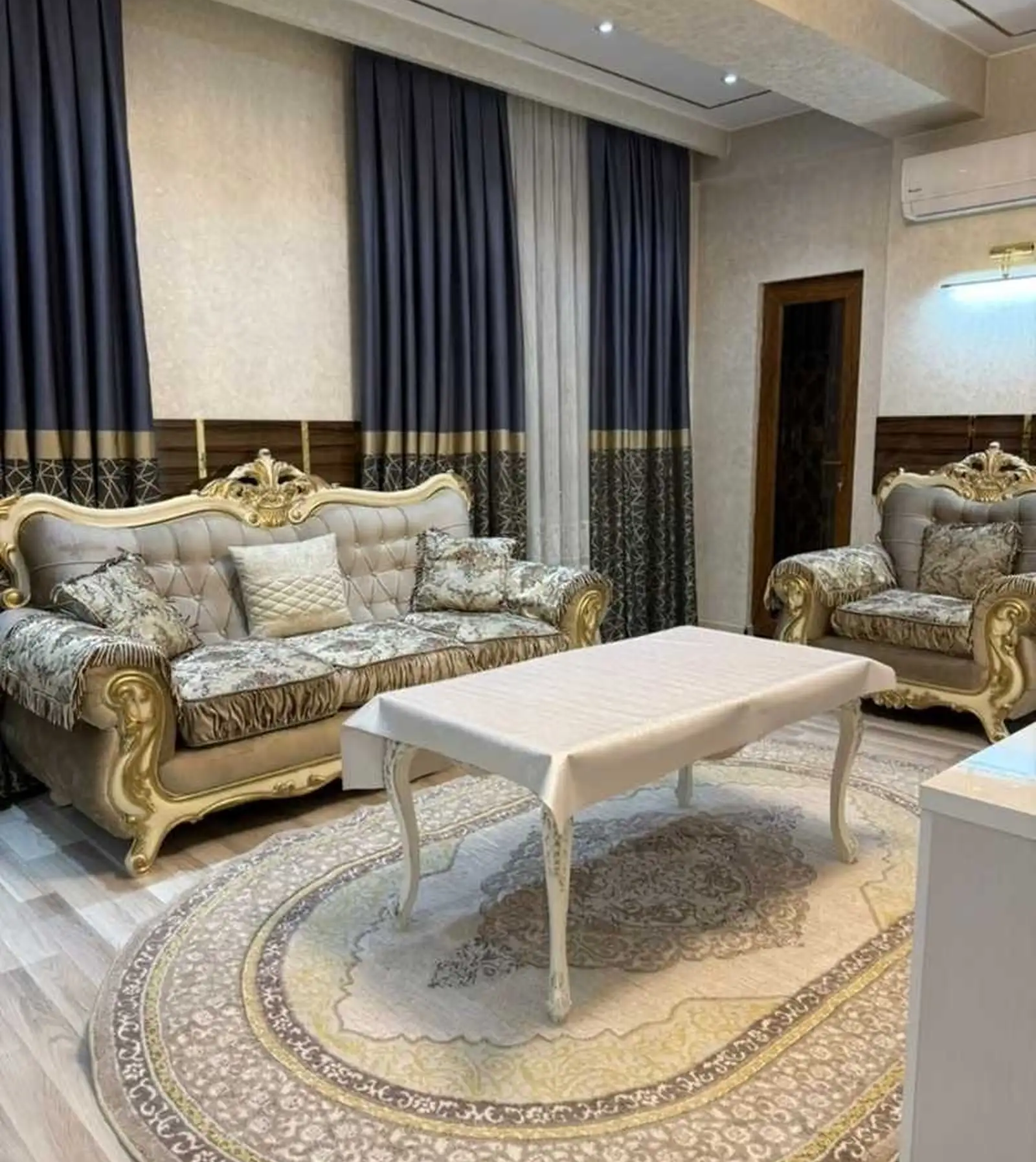 3-комн. квартира, 13 этаж, 110м², Шохмансур ру баруи Садбарг дом книжный мир Гелос
