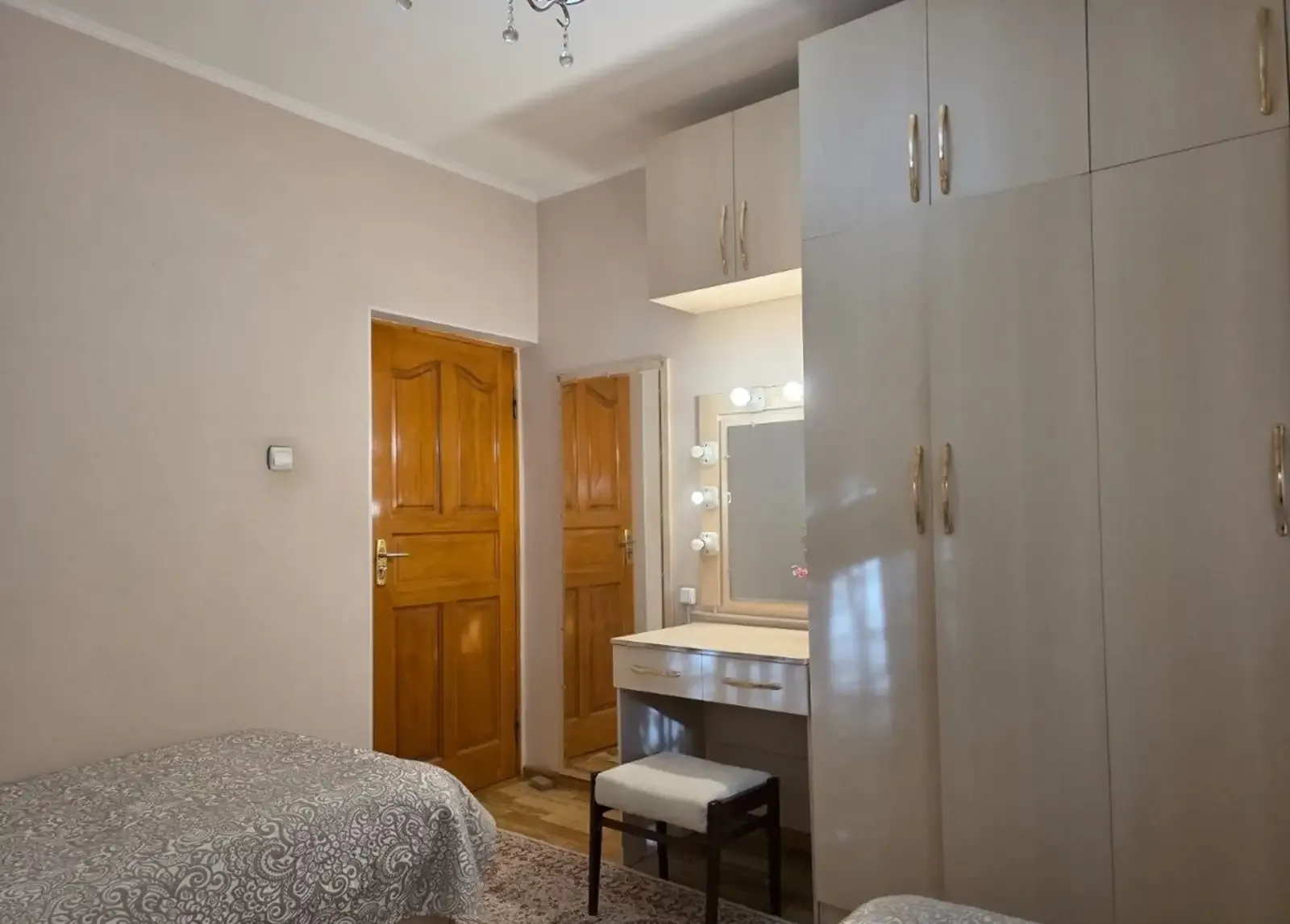 2-комн. квартира, 1 этаж, 79 м², И Сомони