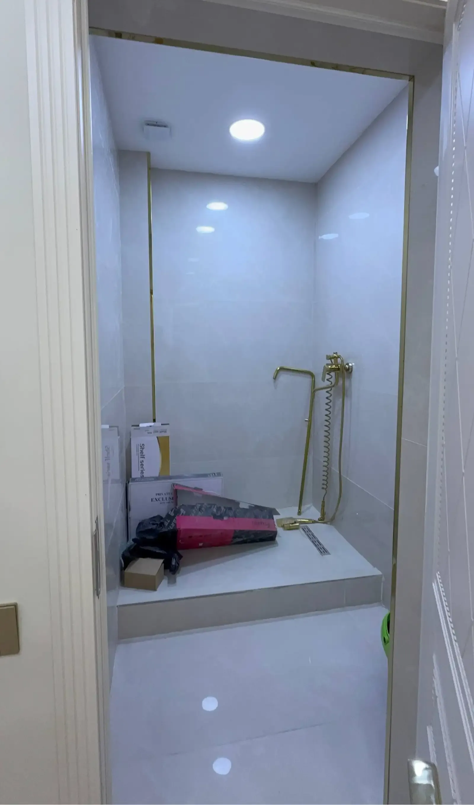 3-комн. квартира, 4 этаж, 93 м², Сино, Цирк, кольцевой Профсоюза