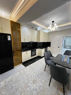 2-комн. квартира, 18 этаж, 85м², сино