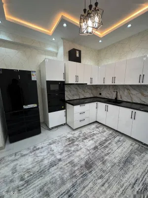 3-комн. квартира, 3 этаж, 96 м², сино