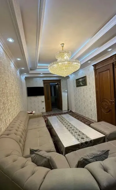 3-комн. квартира, 2 этаж, 130м², Сомони