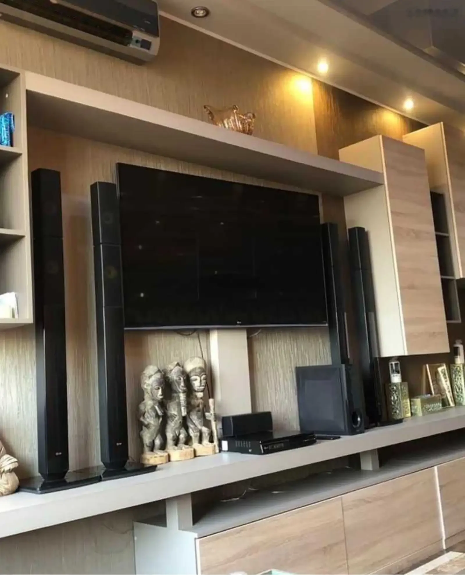 2-комн. квартира, 12 этаж, 60м², Оперка
