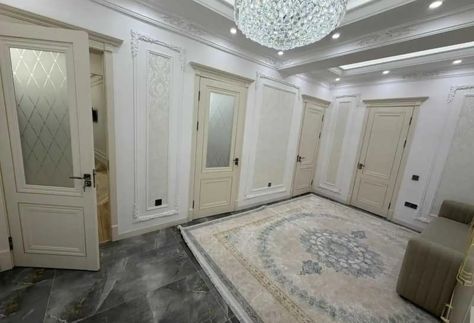 3-комн. квартира, 1 этаж, 105м², Сафо