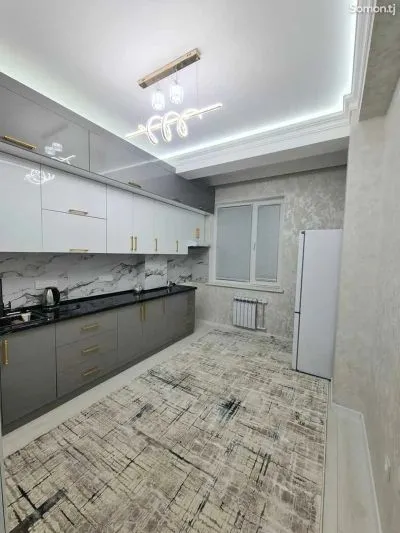 4-комн. квартира, 5 этаж, 100м², Сино 2, 82мкр казокон доми пайкар