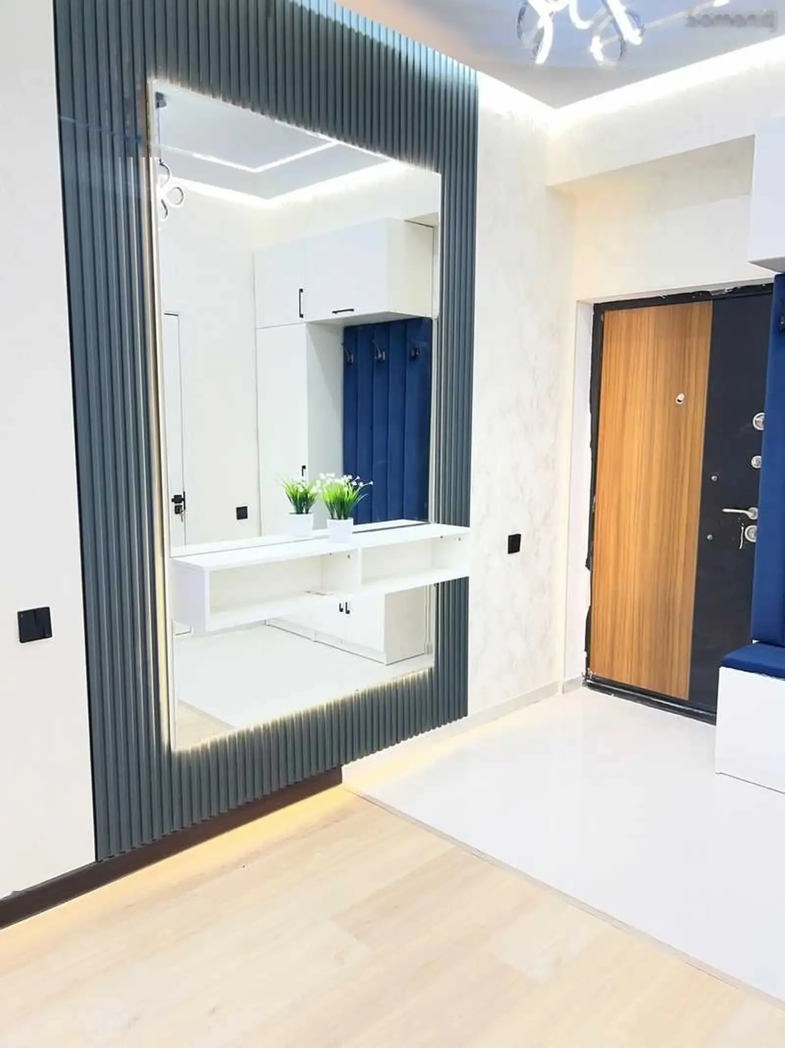 2-комн. квартира, 9 этаж, 50м², Овир, Гранд отель
