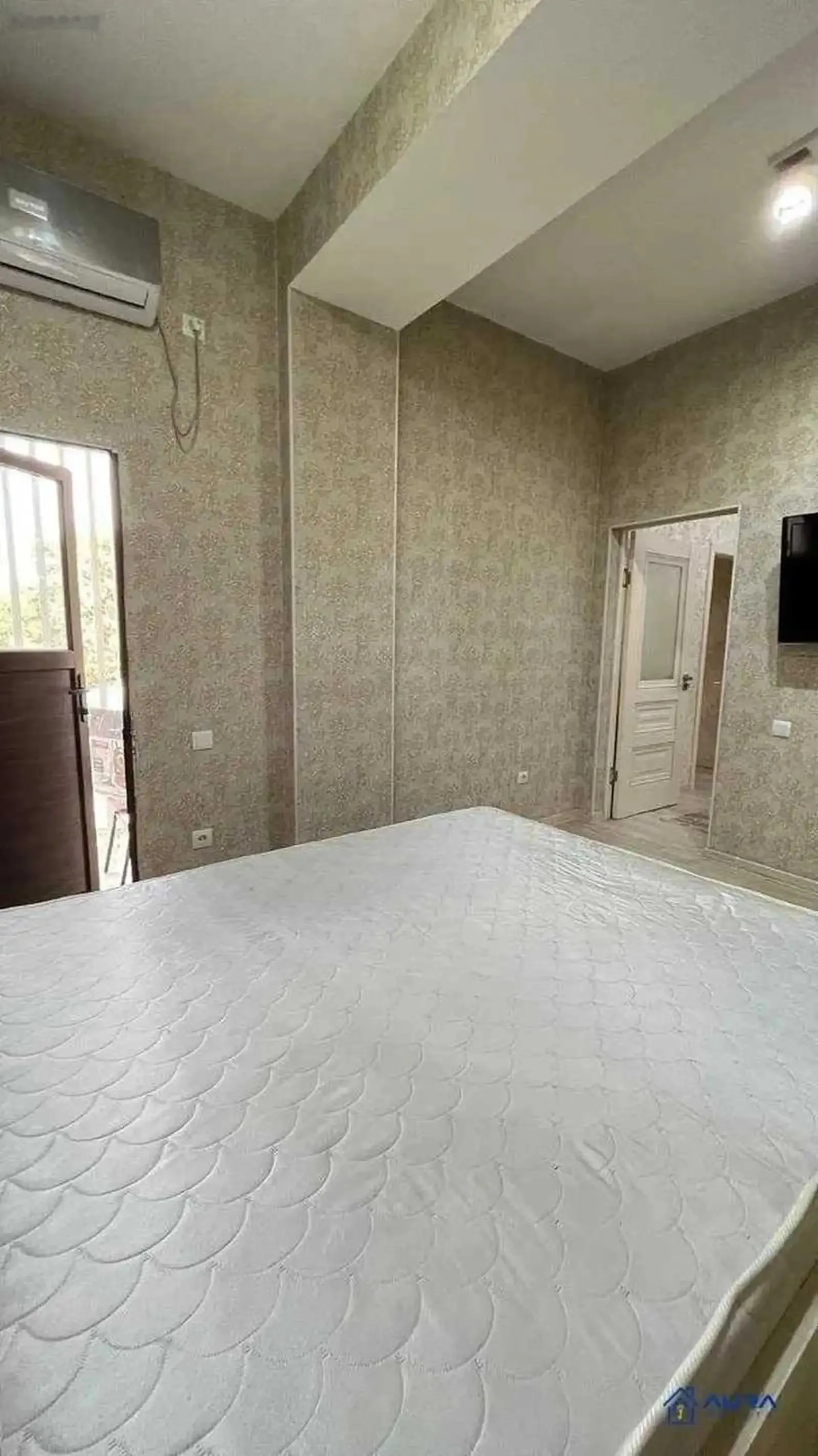 2-комн. квартира, 3 этаж, 52м², 82мкр пушти ноториуси пешина