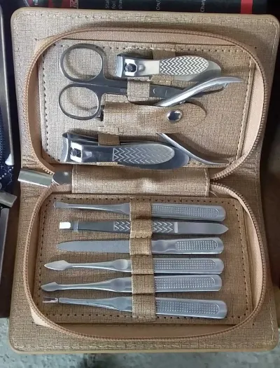 Маникюрный набор HY-133