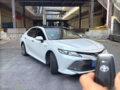 Toyota Camry, 2019
