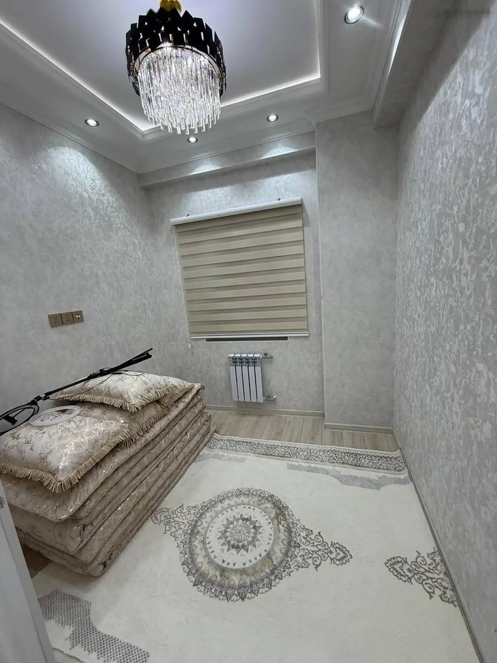 3-комн. квартира, 7 этаж, 64м², 82 мкр, Казокон