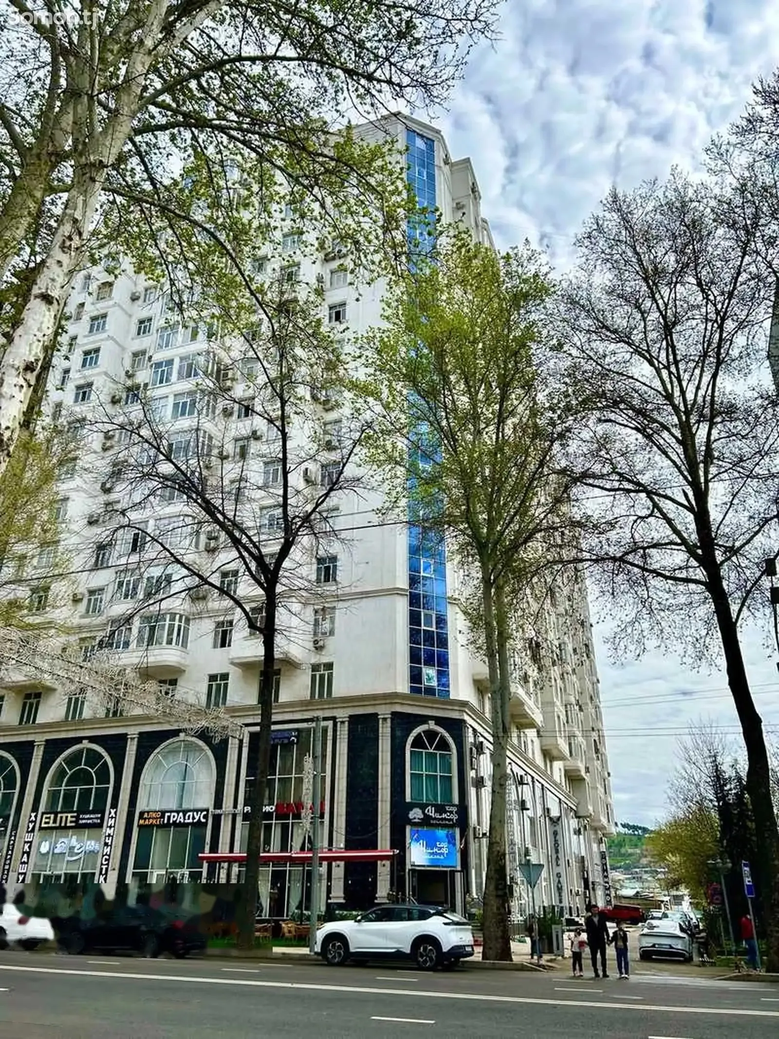 2-комн. квартира, 14 этаж, 75м², 8 март