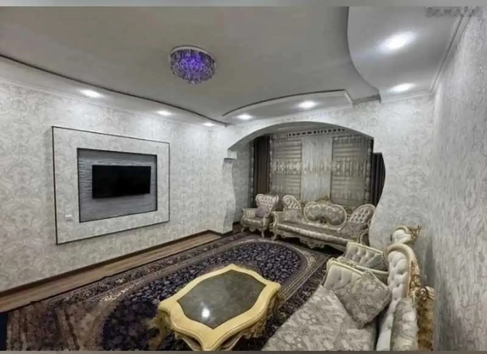 2-комн. квартира, 10 этаж, 60м², Голубой Экран