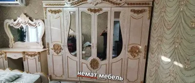 Спальный гарнитур