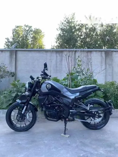 Мотоцикл Benelli