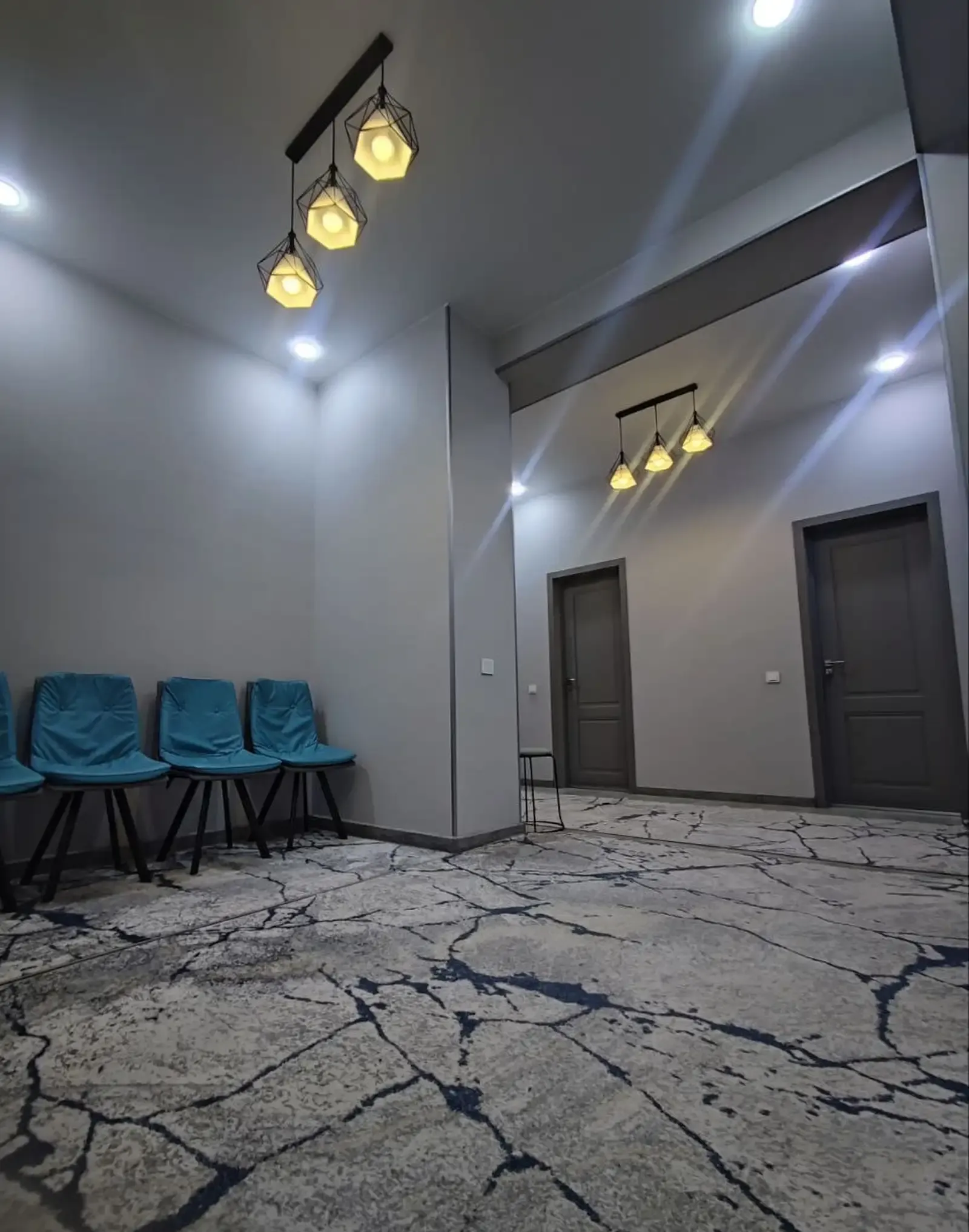 4-комн. квартира, 10 этаж, 111м², Молодежный театр
