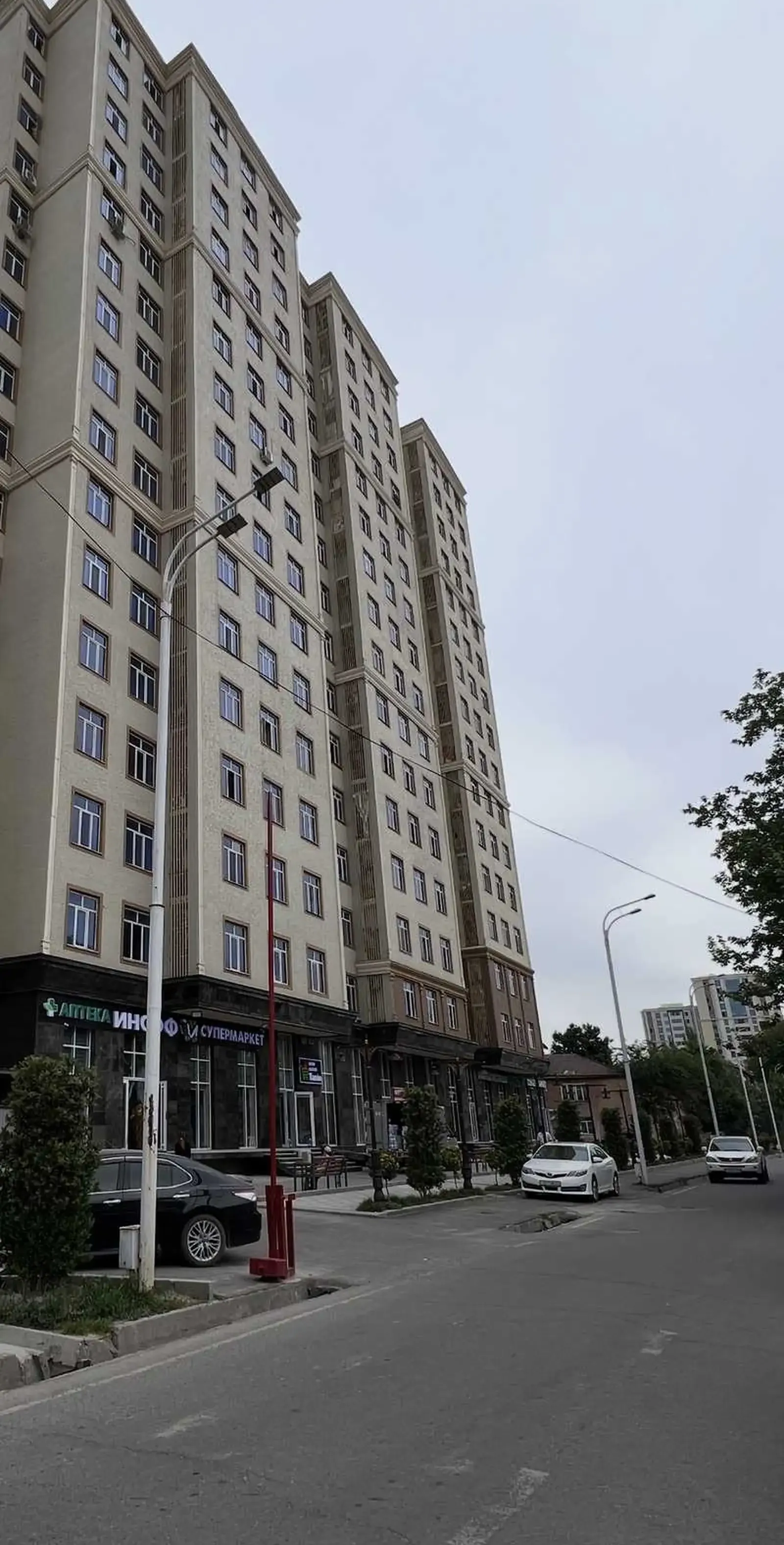 2-комн. квартира, 11 этаж, 65м², Цирк