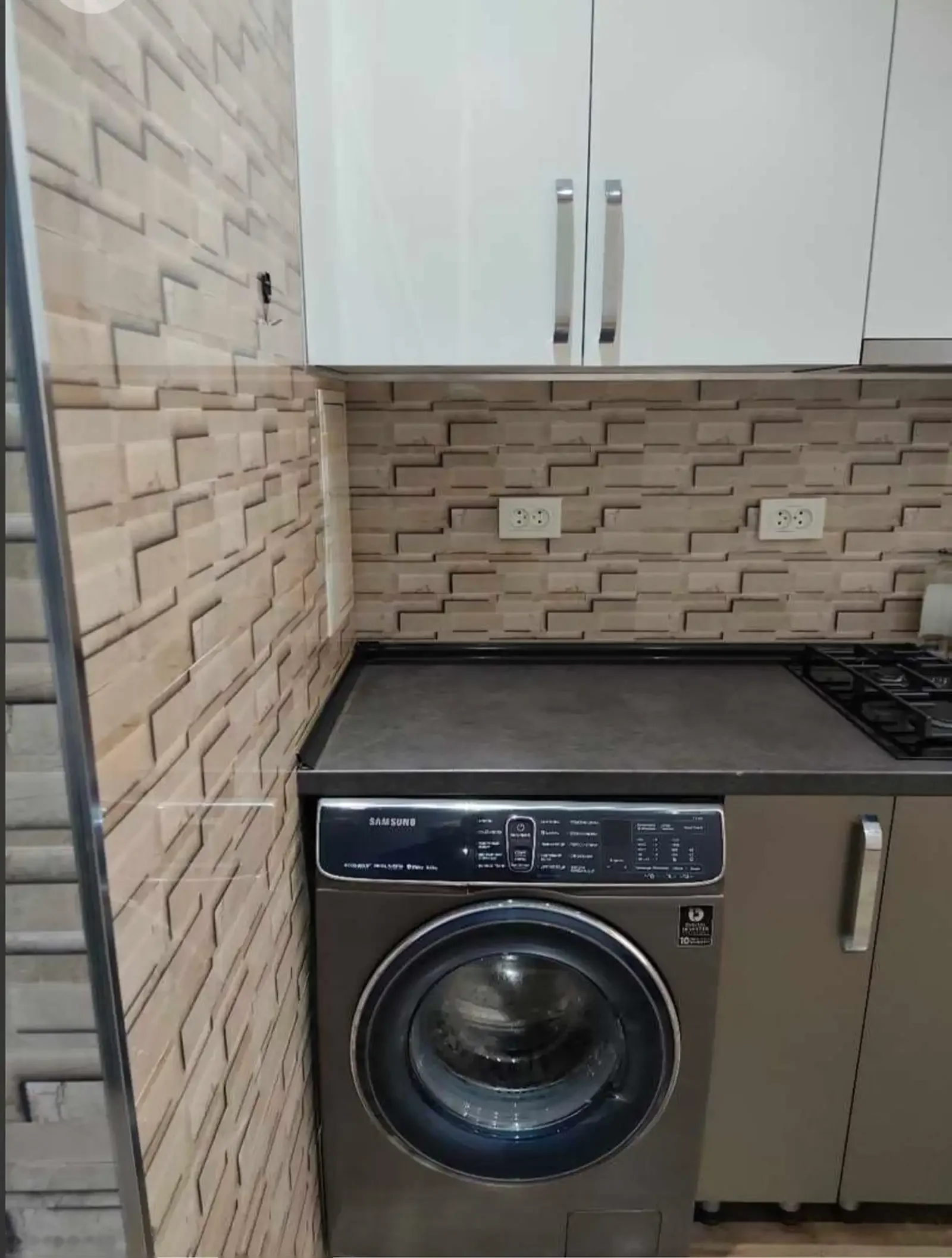 3-комн. квартира, 3 этаж, 100м², Профсоюз Пайкар