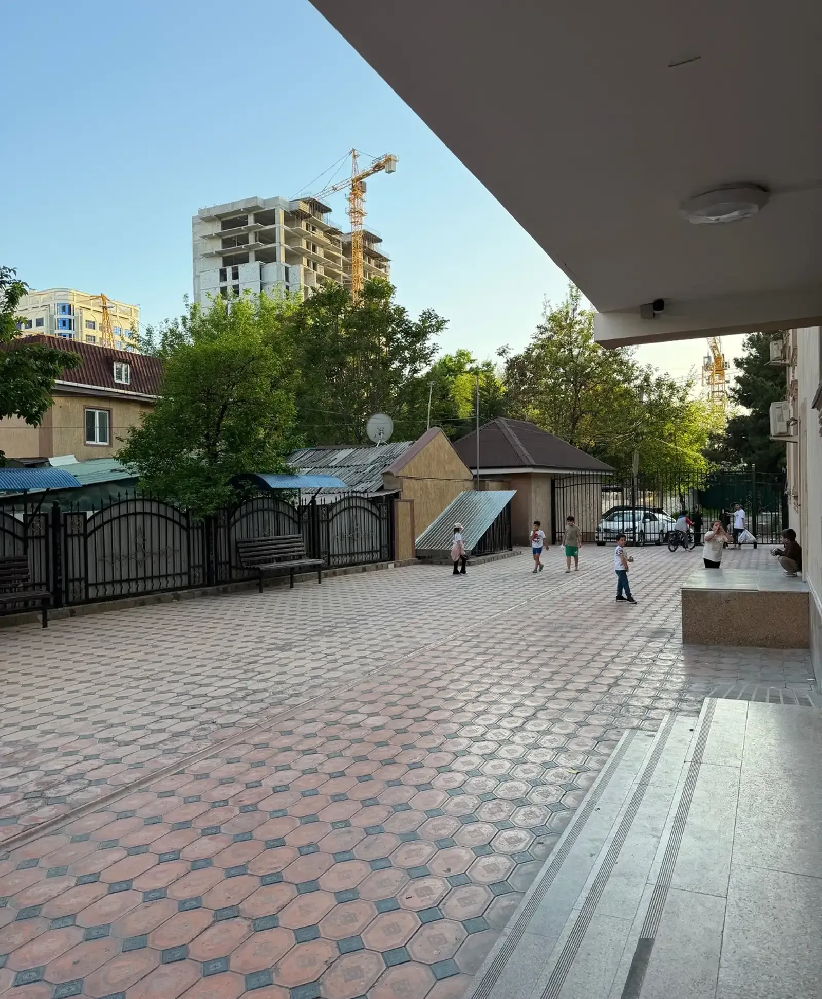2-комн. квартира, 10 этаж, 95 м², И Cомони/Альфемо