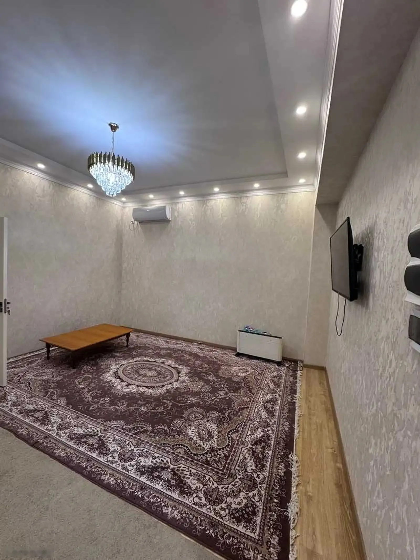 2-комн. квартира, 5 этаж, 63м², Садбарг