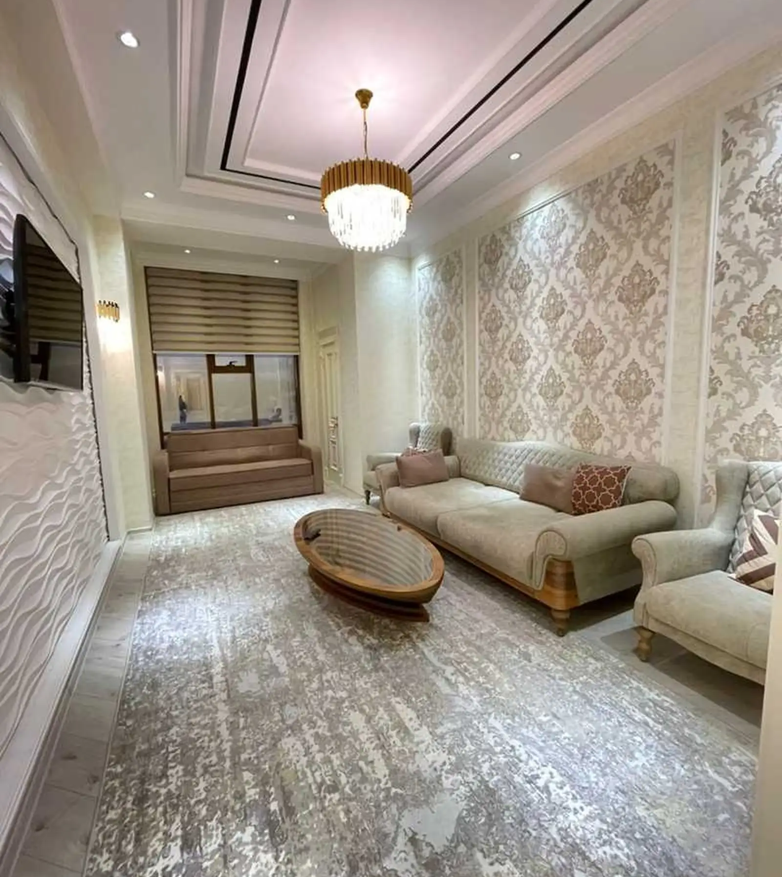 2-к квартира, 4 этаж, 85 м², Пединститут, гостиница Хилтон, Белый Городок