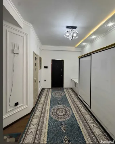 2-комн. квартира, 11 этаж, 75м², Шохмансур