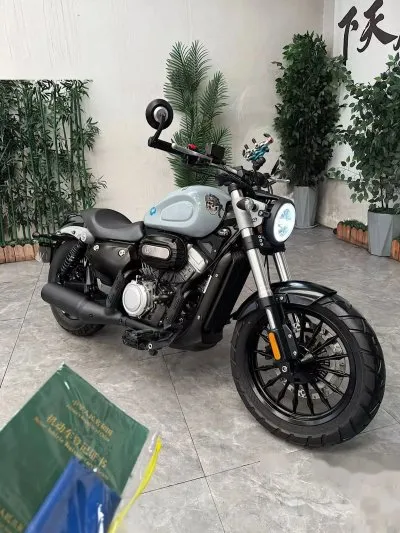 Мотоцикл Benda chinchilla 300 cc