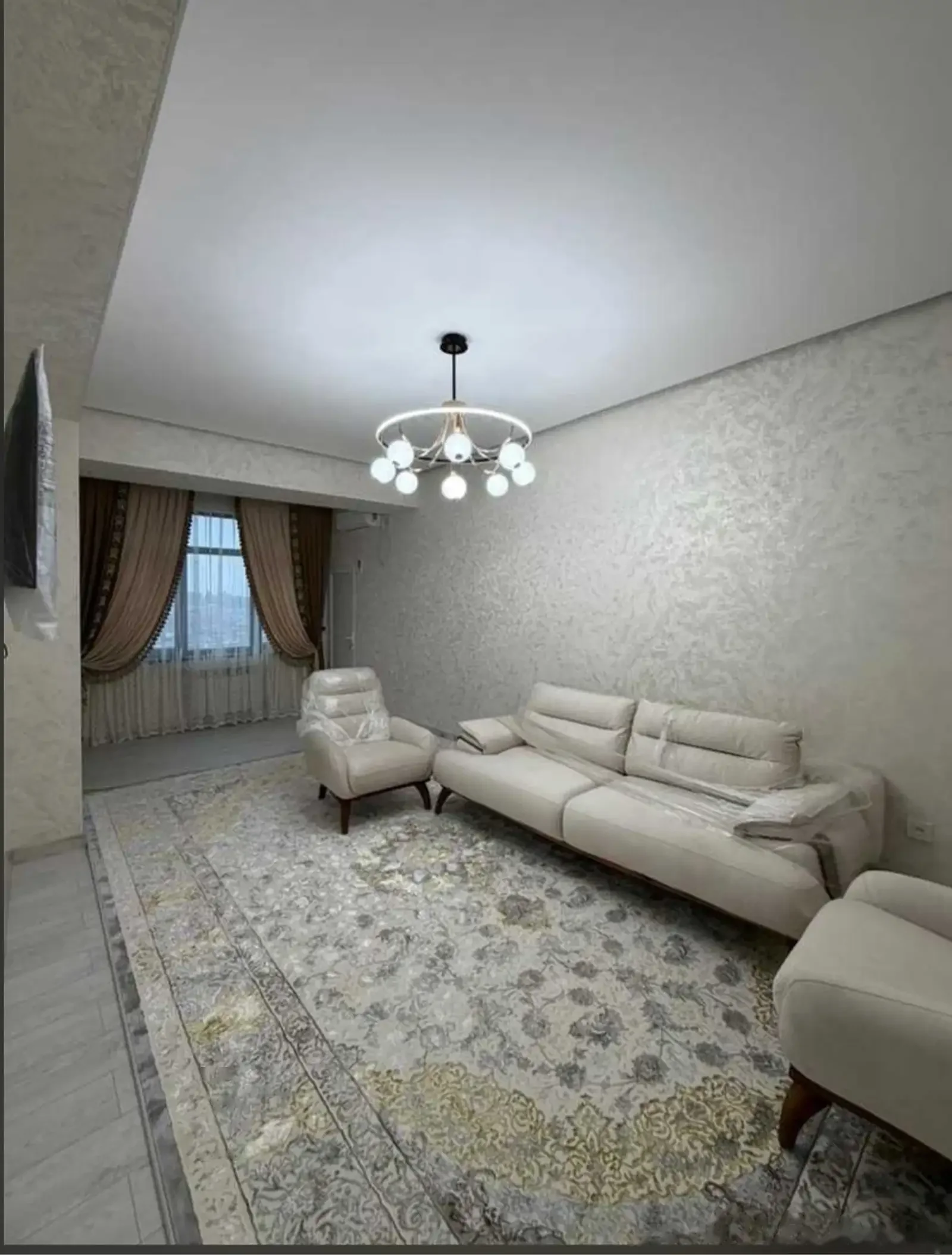 3-комн. квартира, 12 этаж, 90м², Чордома
