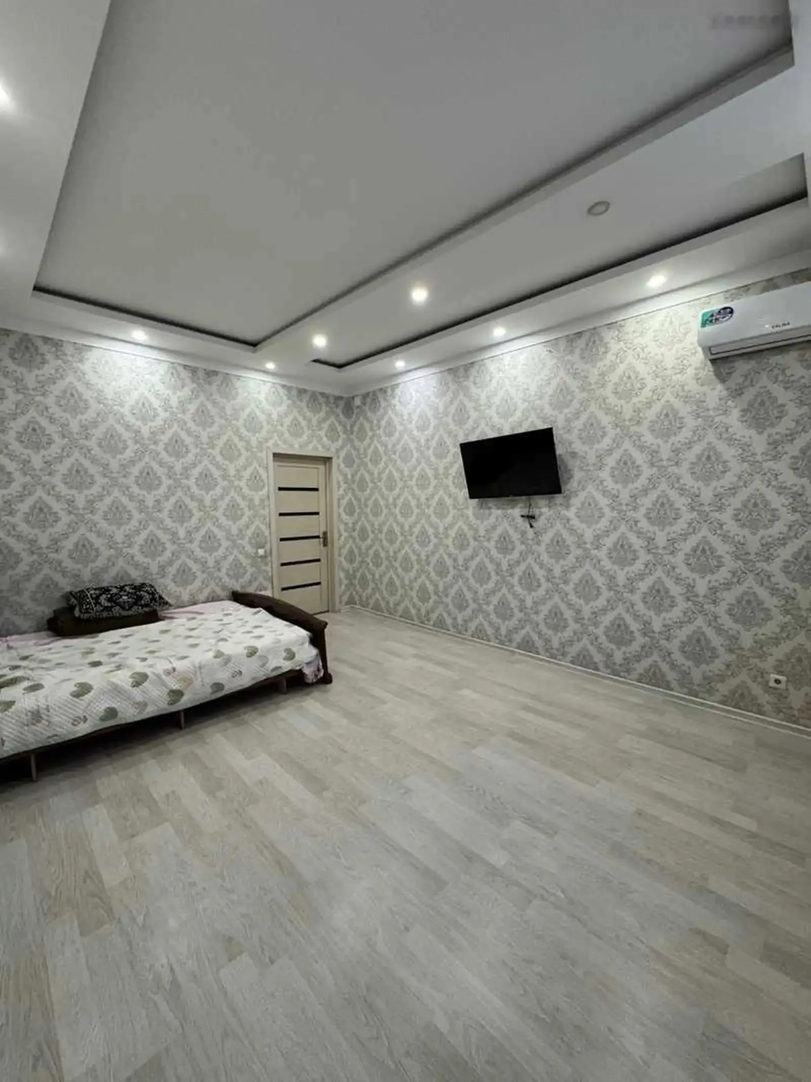 2-комн. квартира, 6 этаж, 82м², Гранд отель