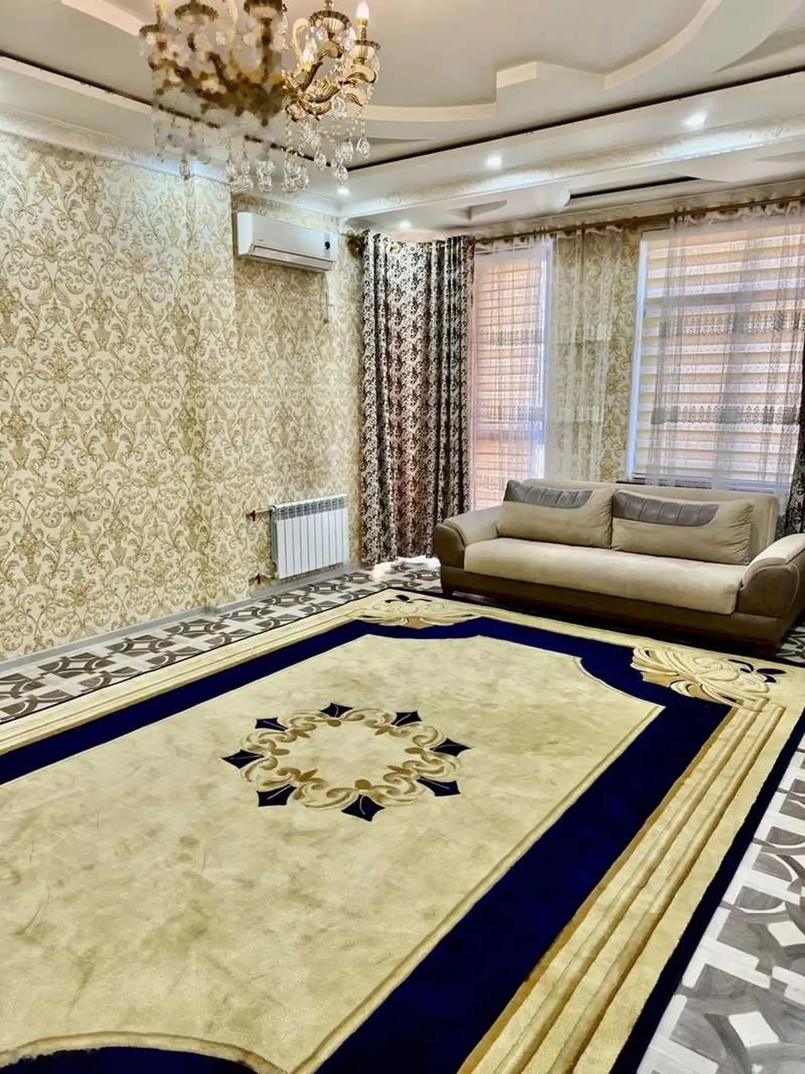 3-комн. квартира, 4 этаж, 135м², Сомони